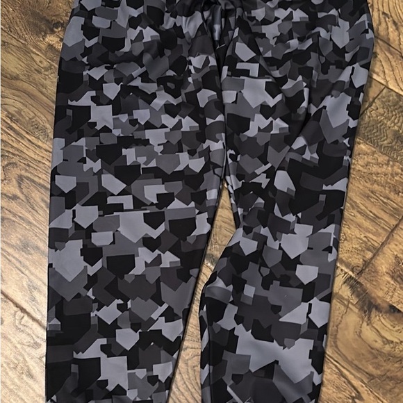 Routine baseball home plate sweatpants size large. Fit smaller like a medium. - Picture 3 of 3